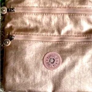 WOW POSHMARK NWT Kiplinger Gold Crossbody & Silver Limited Edition Silver Charm